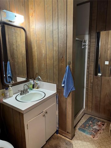 1239 Fm 1160 Road, Louise, TX 77455