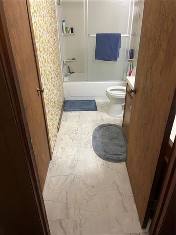 1239 Fm 1160 Road, Louise, TX 77455