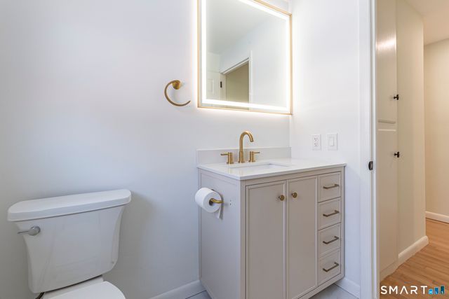 26 Kelly Road, Hamden, CT 06518