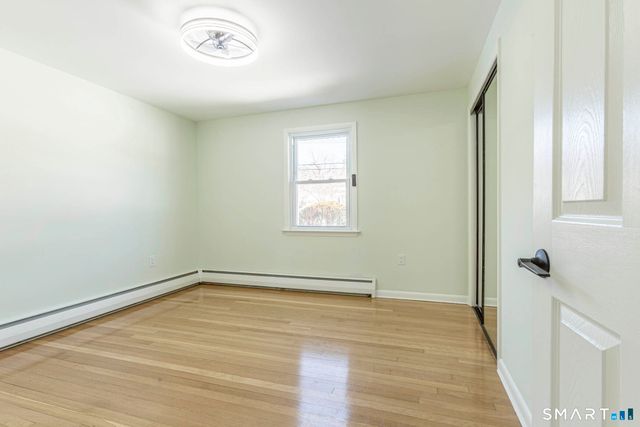 26 Kelly Road, Hamden, CT 06518