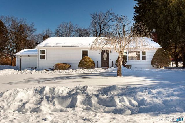 26 Kelly Road, Hamden, CT 06518