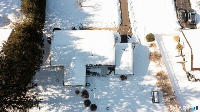 26 Kelly Road, Hamden, CT 06518