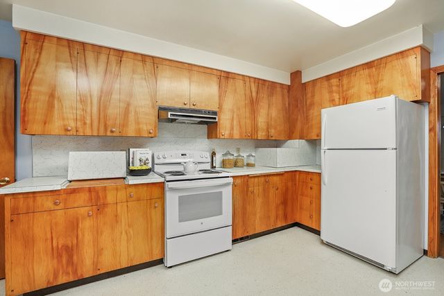 2001 State Street, Everett, WA 98201