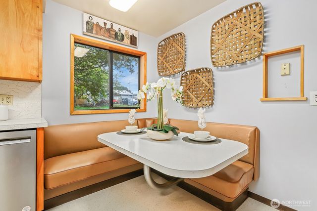 2001 State Street, Everett, WA 98201