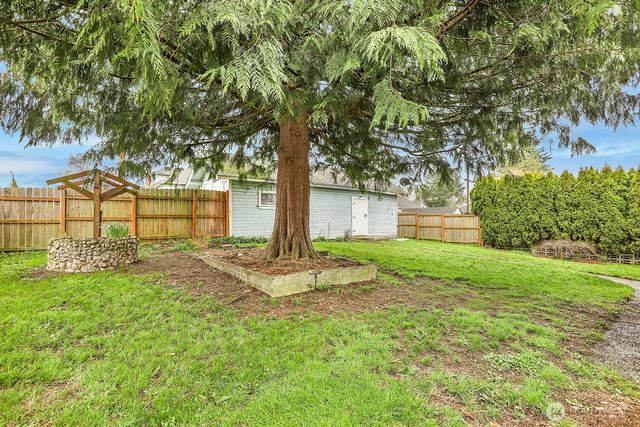 2001 State Street, Everett, WA 98201