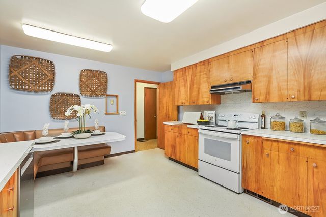 2001 State Street, Everett, WA 98201