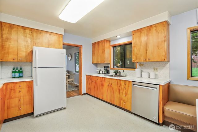 2001 State Street, Everett, WA 98201