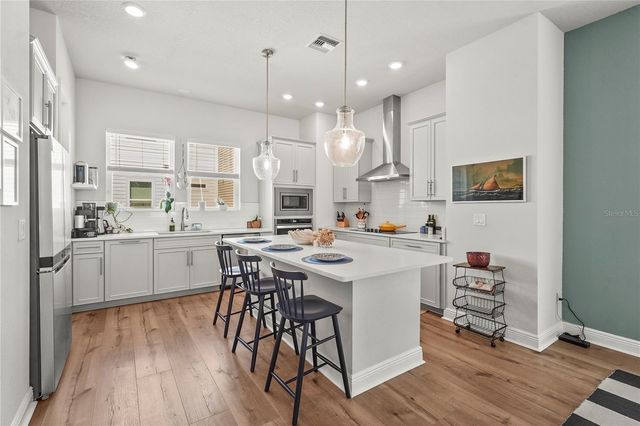 2505 BOONE COURT, Sarasota, FL 34237