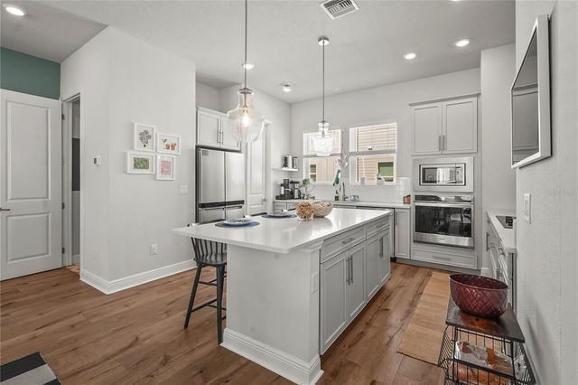 2505 BOONE COURT, Sarasota, FL 34237