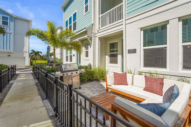 2505 BOONE COURT, Sarasota, FL 34237