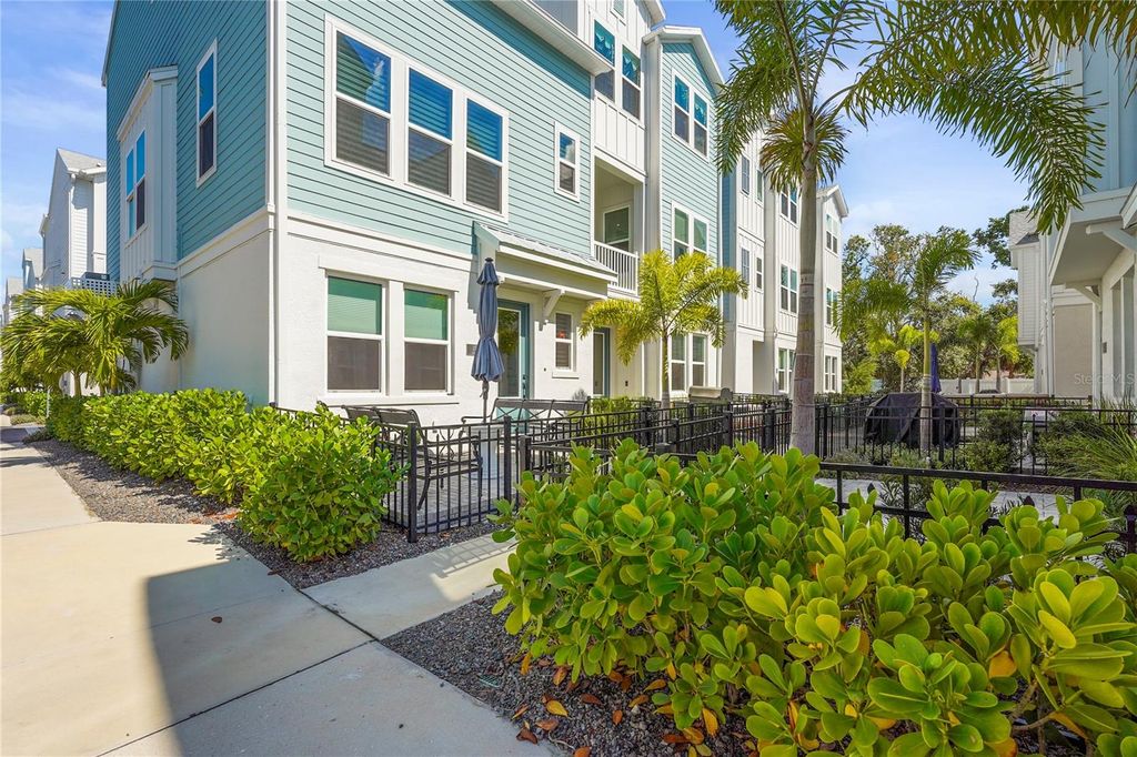 2505 BOONE COURT, Sarasota, FL 34237