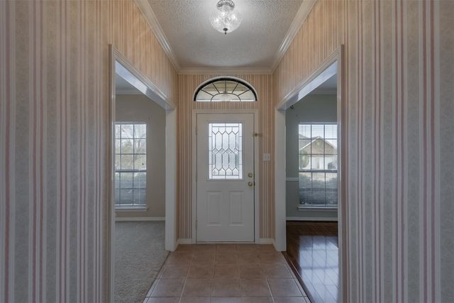 527 Gingerbread Lane, Waxahachie, TX 75165