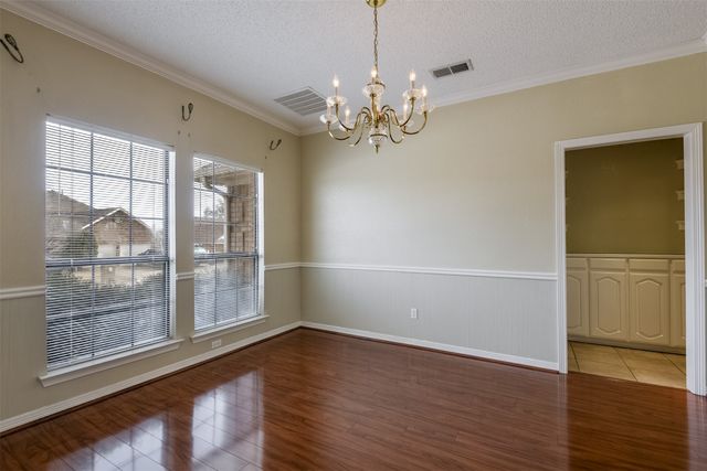 527 Gingerbread Lane, Waxahachie, TX 75165