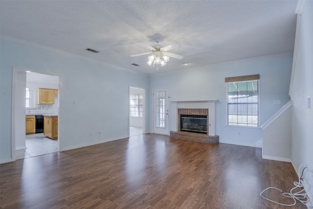 527 Gingerbread Lane, Waxahachie, TX 75165