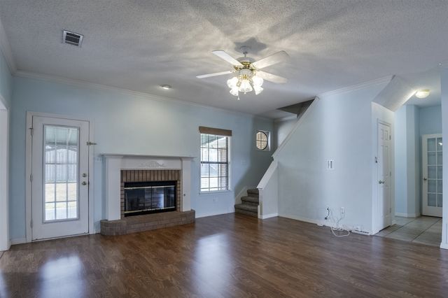 527 Gingerbread Lane, Waxahachie, TX 75165