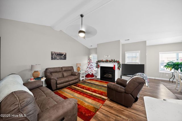 2847 Tucker Hill Drive, Grimesland, NC 27837