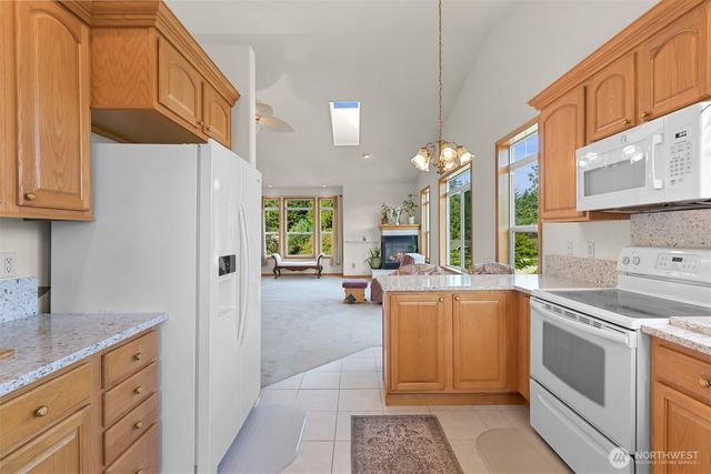 10 Offshore Court, Bellingham, WA 98229