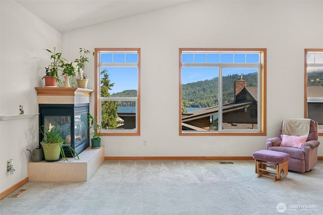 10 Offshore Court, Bellingham, WA 98229