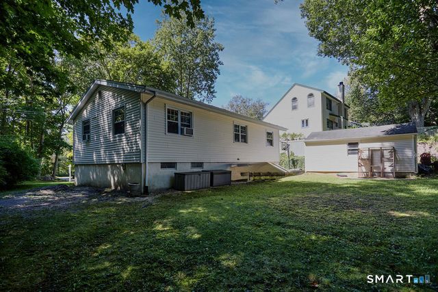 8 Lakeside Drive Extension, Ridgefield, CT 06877