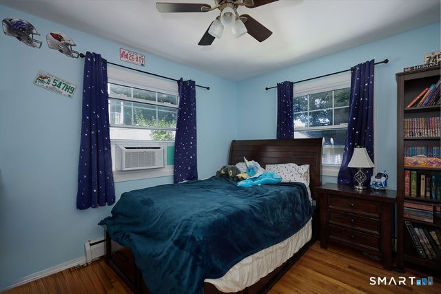 8 Lakeside Drive Extension, Ridgefield, CT 06877
