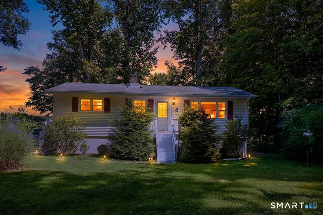 8 Lakeside Drive Extension, Ridgefield, CT 06877