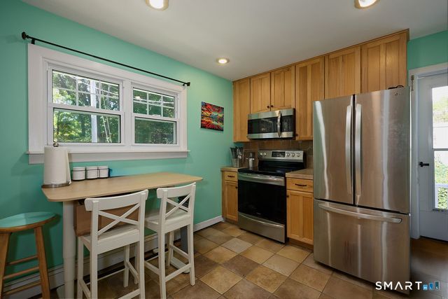 8 Lakeside Drive Extension, Ridgefield, CT 06877
