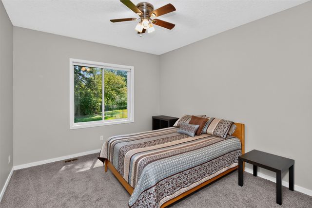 1906 Duff Avenue, Ames, IA 50010