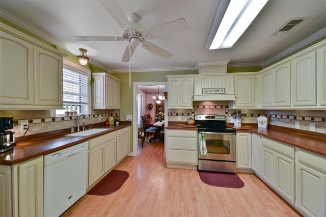 13710 Mueck Road, Needville, TX 77461