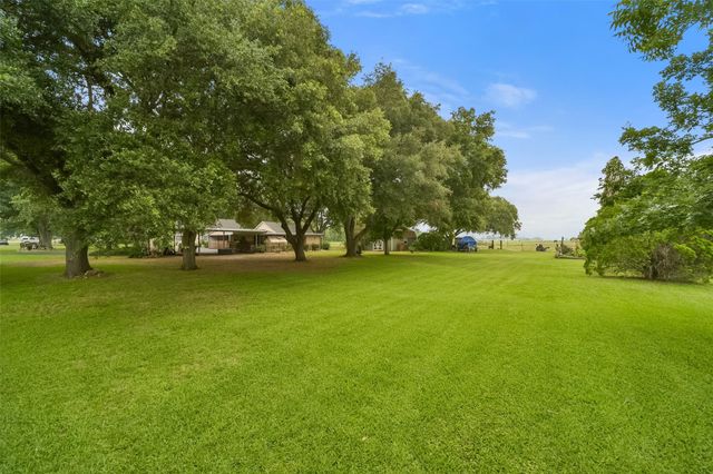 13710 Mueck Road, Needville, TX 77461