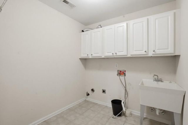 2403 Montclair Park Lane, Marietta, GA 30068