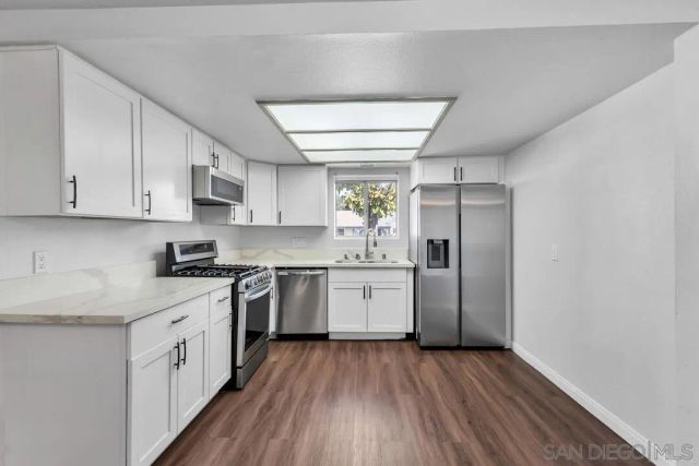 6260 Severin Dr., La Mesa, CA 91942