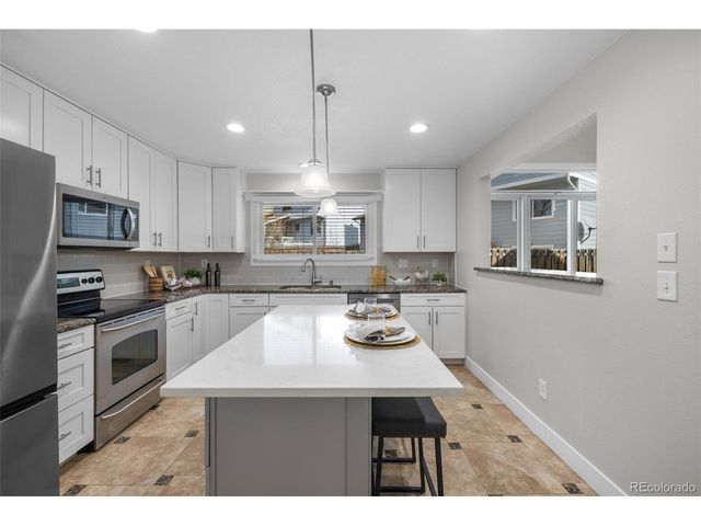 17593 E Wesley Pl, Aurora, CO 80013