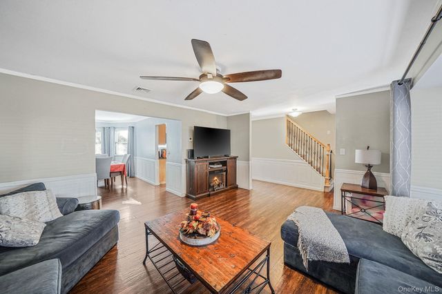 18 Ashford Drive, Ridge, NY 11961