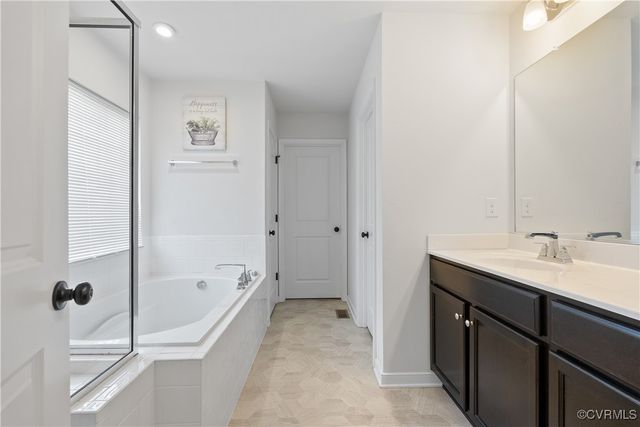 3636 Knighton Cir, Midlothian, VA 23112