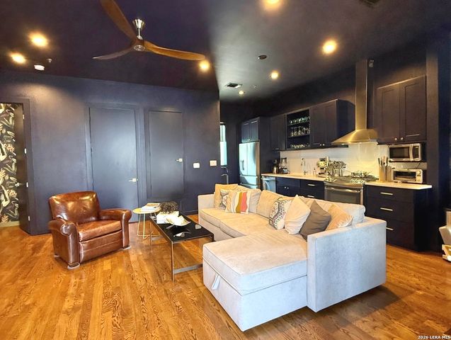 1154 E Euclid Ave, San Antonio, TX 78212