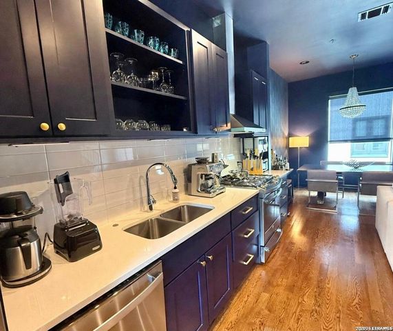1154 E Euclid Ave, San Antonio, TX 78212