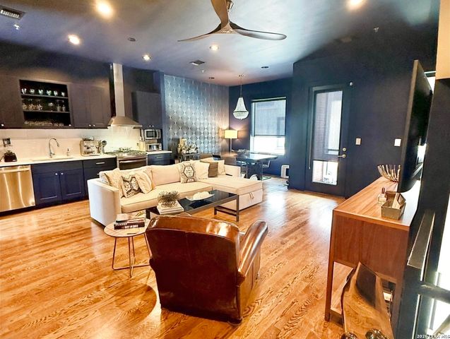 1154 E Euclid Ave, San Antonio, TX 78212