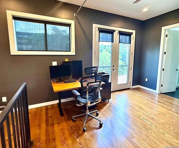 1154 E Euclid Ave, San Antonio, TX 78212