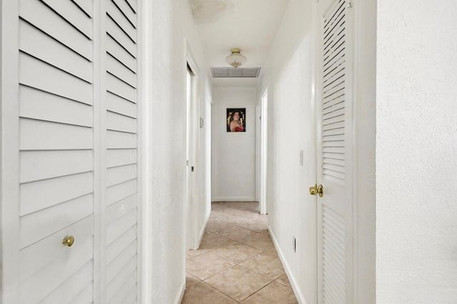 220 Davis Road, Palm Springs, FL 33461