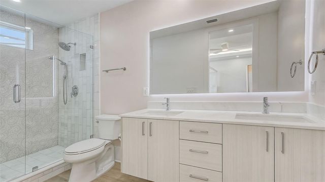 9940 LONE TREE LANE, Orlando, FL 32836