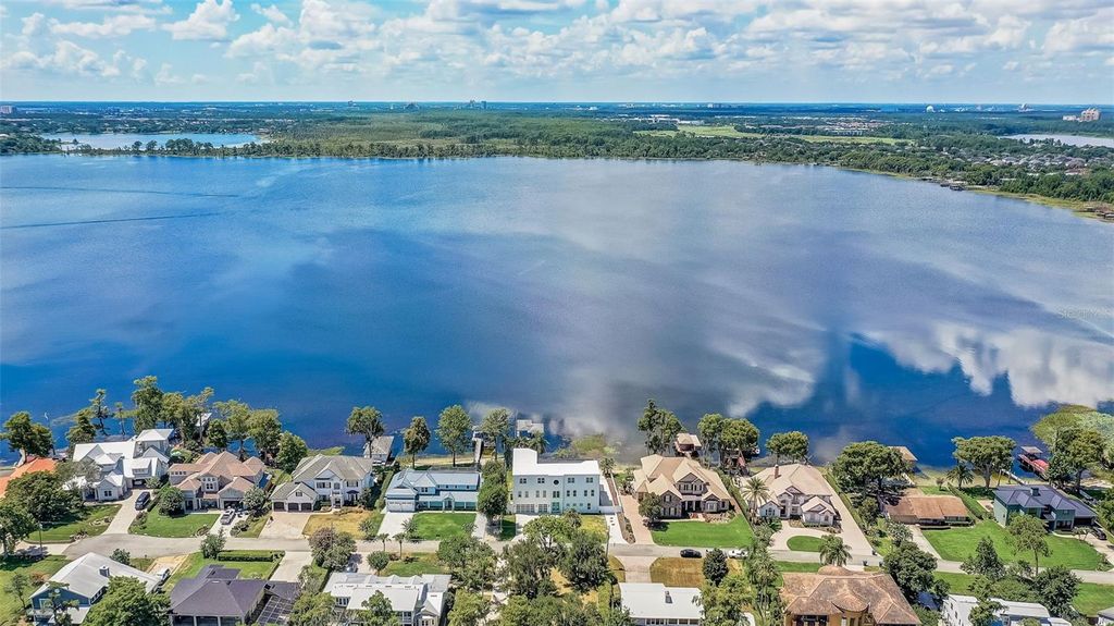 Image 58 of property listing at 9940 LONE TREE LANE, Orlando, FL 32836