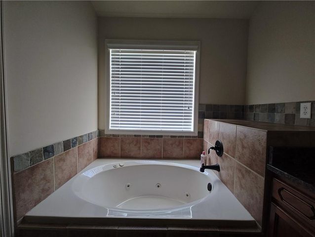 1959 Appaloosa Mill Circle, Buford, GA 30519