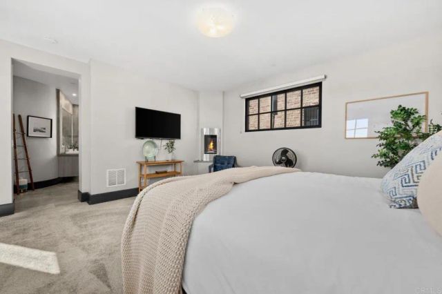 907 S Tremont Street, Oceanside, CA 92054