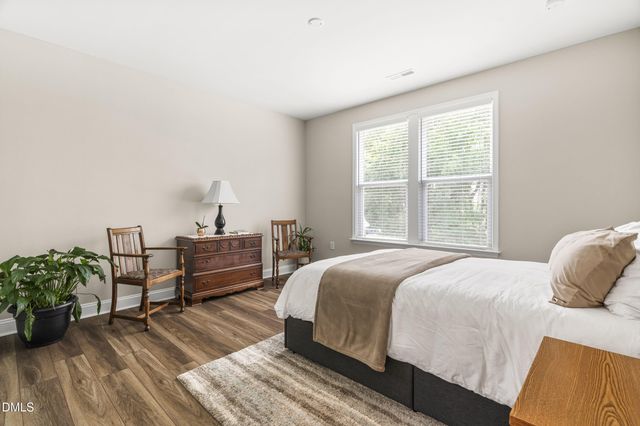 28 N Brookhollow Way, Clayton, NC 27520