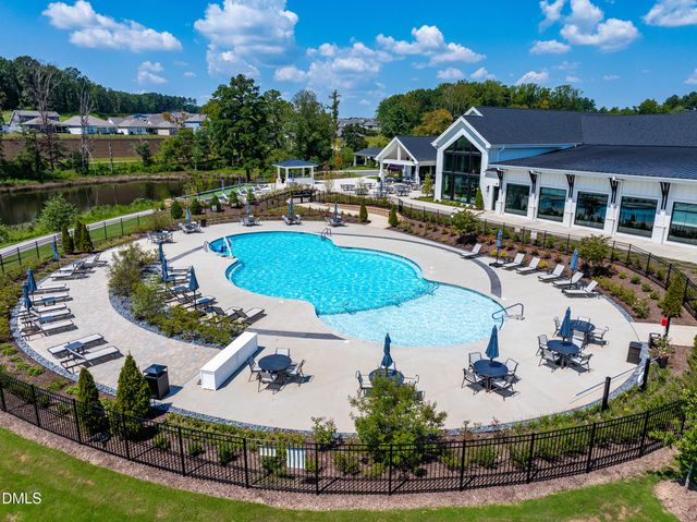 28 N Brookhollow Way, Clayton, NC 27520