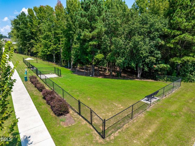 28 N Brookhollow Way, Clayton, NC 27520