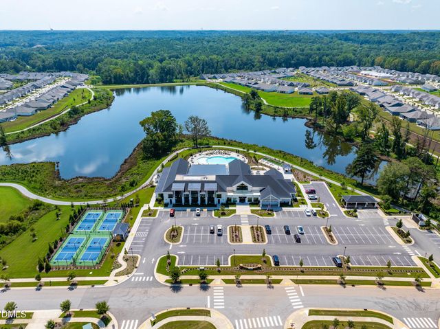 28 N Brookhollow Way, Clayton, NC 27520