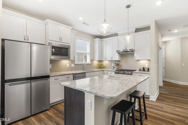 28 N Brookhollow Way, Clayton, NC 27520