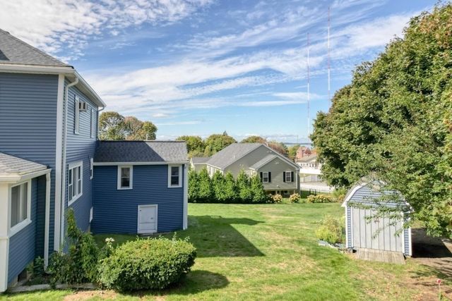 15 2nd St, Hull, MA 02045