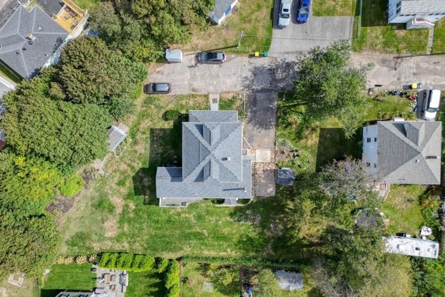 15 2nd St, Hull, MA 02045